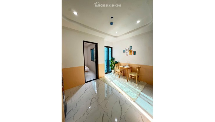 (Cực Hot) Căn hộ 1N1K cao cấp 35m2 ở 141 Quan Nhân - Máy giặt riêng - Ở được 4 người - Nhận xe điện