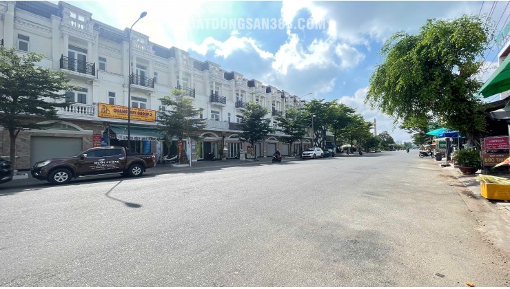 Kẹt tiền bán lô đất nên tại HCM chỉ 3,x tỷ
