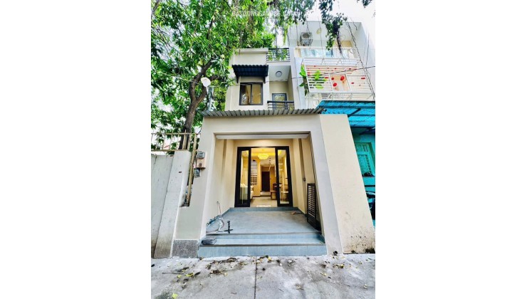 NHÀ ĐẸP 4 TẦNG ( 4 x 11 ) - HẼM XE HƠI 6M - GẦN NGÃ 4 PHÚ NHUẬN - KHU PHAN XÍCH LONG -  10 TỶ 380 ( TL )