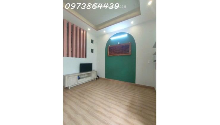  NHÀ PHỐ 3 TẦNG BTCT – NGANG 5M HIẾM – HXH THÔNG - GẦN TRƯỜNG ĐH GTVT  – QUẬN 12 – 65m² – CHỈ 5 TỶ 