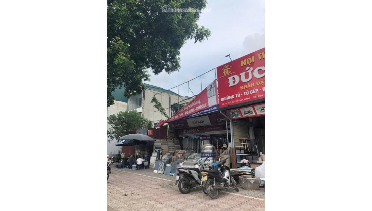MẶT PHỐ NGÔ GIA TỰ - VỈA HÈ RỘNG - KINH DOANH TỐT