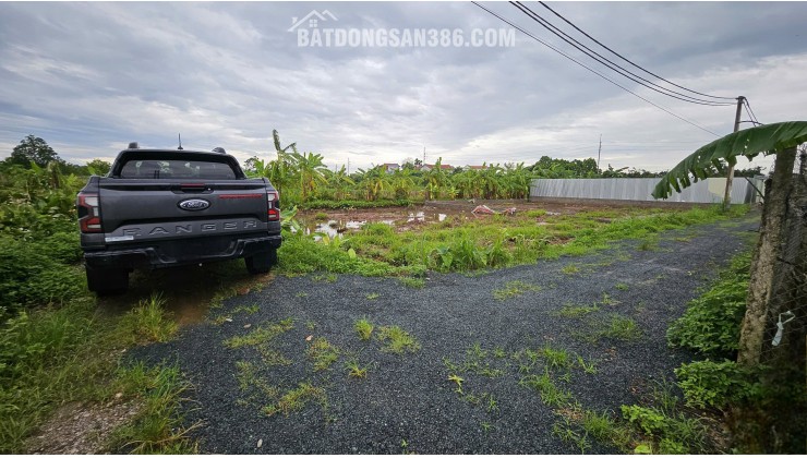 Bán đất Sài Sơn, Quốc Oai, SĐ 200m2, MT 5m, đường ô tô vào, sát đường 40m sắp mở