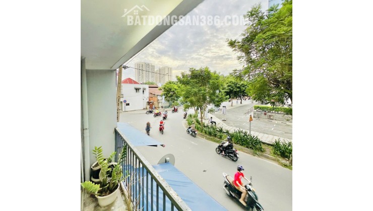8 Tỷ nhỉnh: MẶT TIỀN Quận 10 cư xá Đồng Tiến, căn góc 2 mặt tiền 3 tầng, thu nhập 1Ty3. 0933910039