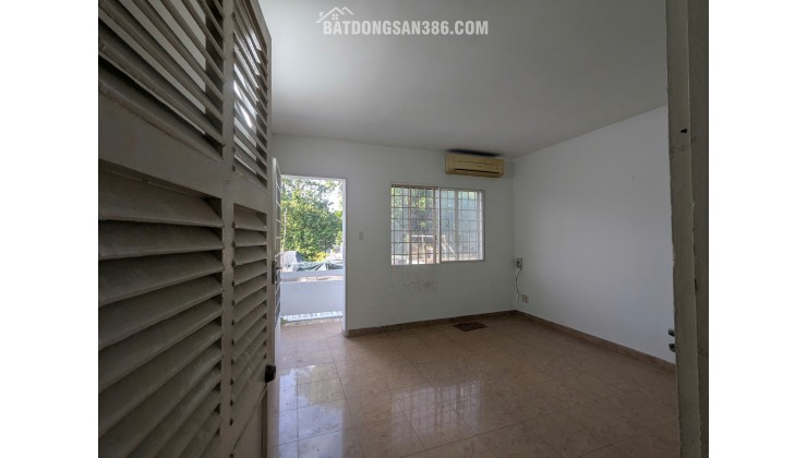 Hiếm! Cần Cho Thuê Căn Hộ Trung tâm Quận 3, Tp. Hồ Chí Minh - 70m² 2PN chỉ 12tr/tháng