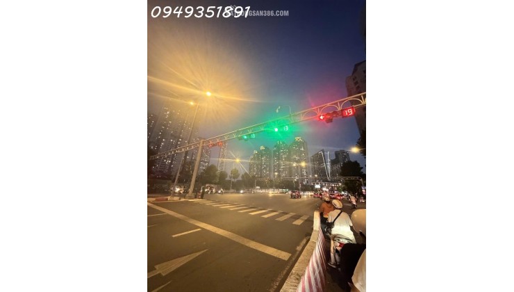  HẺM XE HƠI – NGUYỄN HỮU CẢNH, P.22, BÌNH THẠNH
 SÁT LANDMARK 81 – BAO ĐẦU TƯ SINH LỜI