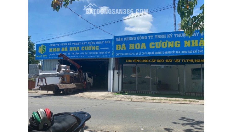 BÁN NHÀ MẶT TIỀN SIÊU ĐẸP TẠI TP THỦ ĐỨC (QUẬN 9 CŨ) 420M2 SẴN SHR 33 TỶ. LH:0903935717.