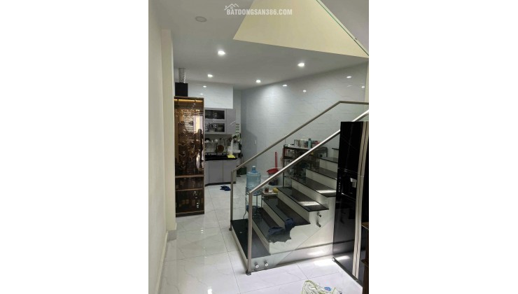Chính Chủ Bán HXH Lê Thị Bạch Cát, P.11, Q.11, DT: 4.15 x 20m, Giá Tốt Chỉ 11 Tỷ, LH: 0936995872 Anh Huy