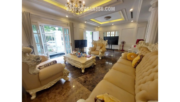 BÁN SIÊU BIỆT THỰ NGHỈ DƯỠNG – ĐẲNG CẤP THƯỢNG LƯU – VIEW CÔNG VIÊN – SÂN VƯỜN, BỂ CÁ KOI, THANG MÁY XỊN

 Biệt thự Việt Hưng  241m² (XD 106m²)