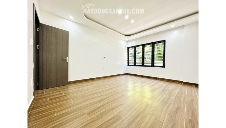 NHÀ ĐẸP 4 TẦNG XÂY MỚI PHỐ TRẦN NGUYÊN HÃN - LÊ CHÂN - HẢI PHÒNG