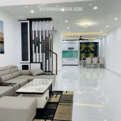 Xe hơi ngủ nhà Chu Văn An , P12 ( Nay là phường Bình Thạnh ) Q Bình Thạnh , 80,6m2 công Nhận, 88m2 thực tế (4,8x18) chỉ 11,x tỷ TL