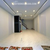 Bán nhà Ôtô đỗ cửa Phố Vương Thừa Vũ 45m/6T Thang máy, MT 4.8m 16.7 Tỷ, mới đẹp