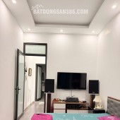NHANH TAY! Nhà Lĩnh Nam 4 tầng, 30m2, nhỉnh 4 tỉ - Giá tốt nhất Hoàng Mai!