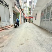 PHỐ NGUYỄN KHÁNH TOÀN, NHÀ ĐẸP PHÂN LÔ, 2 THOÁNG, Ô TÔ ĐỖ CỬA – 4T, 46M2, NHỈNH 10 TỶ.