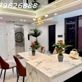 SIÊU HOT HIT HÀNG HIẾM BAY TRONG NGÀY - TRUNG TÂM THANH XUÂN - NGÕ VIP. 41x6 tầng.