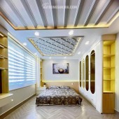 Bán Nhà Villa Ngang Lớn 5.5m - 83m² - Huỳnh Tấn Phát, P. Tân Phú, Q7 - 8.8 Tỷ
v