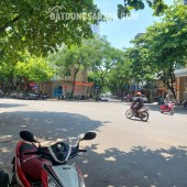  HIẾM – PHỐ VIP NGỌC LÂM – VỊ TRÍ ĐẮC ĐỊA – KINH DOANH ĐỈNH – XÂY TOÀ VĂN PHÒNG, NHÀ HÀNG, CAFE

 Ngọc Lâm  275m²  MT 6.6m  68 tỷ – Long Biên