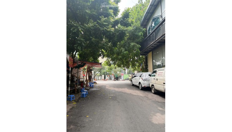 BÁN ĐẤT CÓ SẴN NHÀ CẤP 4 - VỊ TRÍ ĐẸP - KHU PHÂN LÔ VIP - NGHI TÀM, TÂY HỒ - Ô TÔ TRÁNH