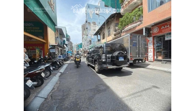 Bán Nhà Mặt Tiền 71 Đề Thám, P. Cô Giang, Quận 1