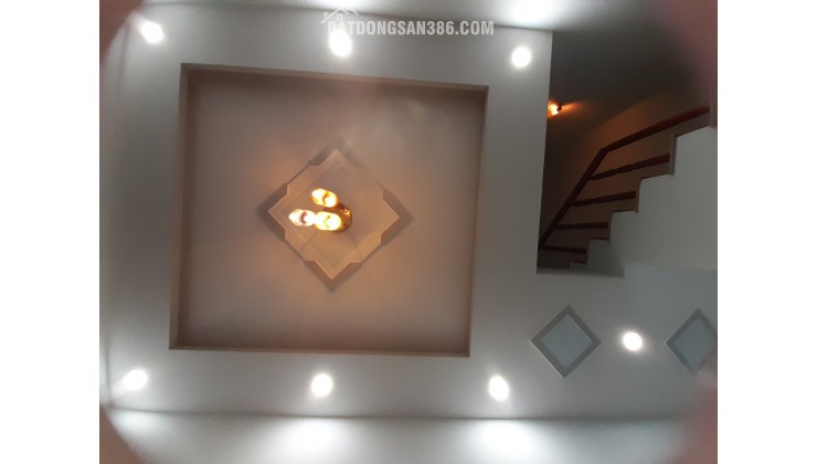 Nhà đẹp, hẻm rộng, giá 590 triệu, cần bán GẤP GẤP GẤP