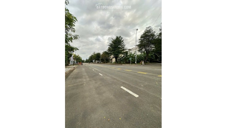 Bán nhà trong khu dân cư Nam Long 90m2 khu đô thị hiện đại p.Phước Long B, Thủ Đức