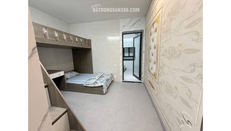 Bán căn hộ tập thể tầng 1 tại Trung tâm quận Hai Bà Trưng chỉ nhỉnh 4 tỷ