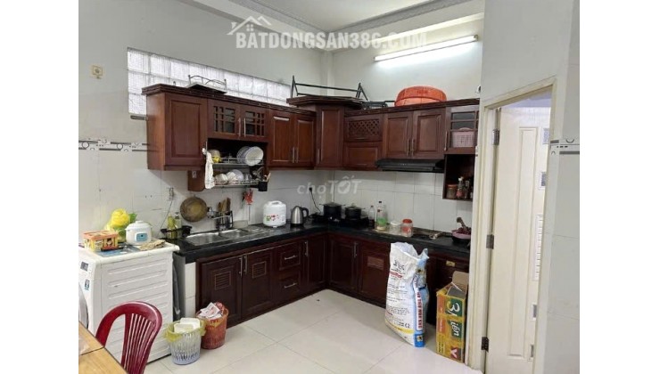Nhà mặt tiền kinh doanh Phạm Hùng gần siêu thị Satra