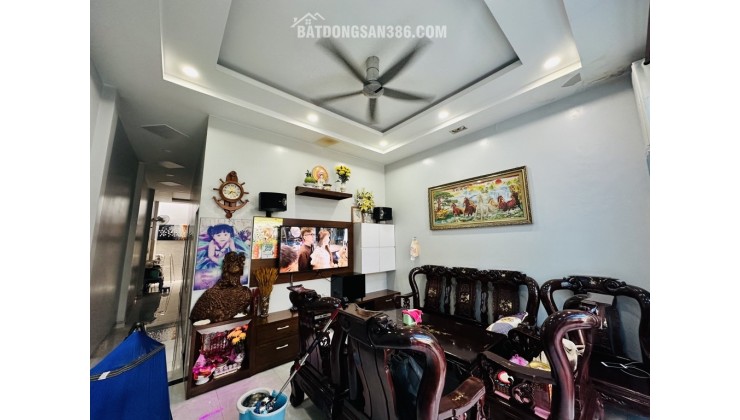 SIÊU PHẨM NHÀ ĐẸP HẺM XE HƠI TAM PHÚ, TP THỦ ĐỨC - SÁT MẶT TIỀN ĐƯỜNG - 52M2 - 3 TẦNG BTCT - NỘI THẤT XỊN SÒ