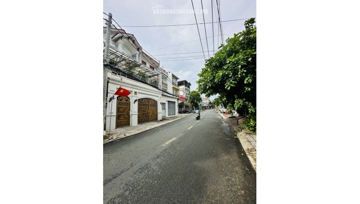 SIÊU PHẨM NHÀ ĐẸP HẺM XE HƠI TAM PHÚ, TP THỦ ĐỨC - SÁT MẶT TIỀN ĐƯỜNG - 52M2 - 3 TẦNG BTCT - NỘI THẤT XỊN SÒ