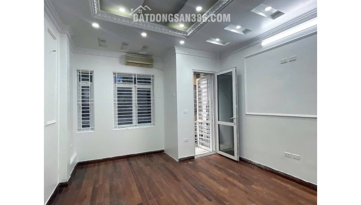 Ôtô đỗ cửa Phố Thái Hà 45/50m x5 Tầng,Mặt tiền 4.5m 20.1 Tỷ, mới đẹp, gần phố