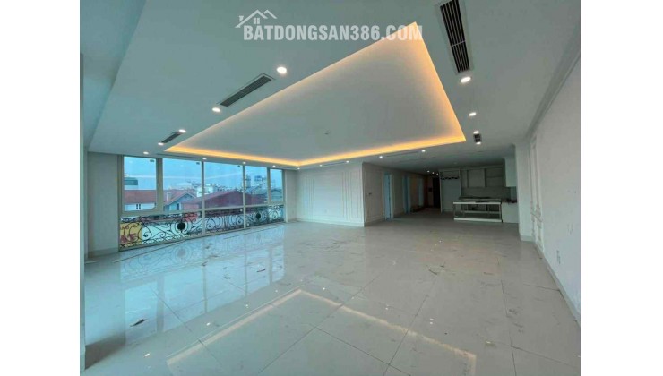 bán toà nhà văn phòng mặt phố Ngọc Thuỵ 240m x 8tầng, mặt tiền 9m, thông sàn kinh doanh