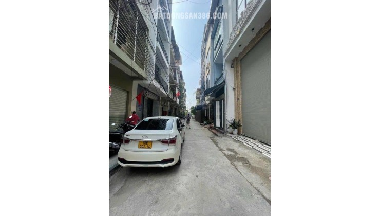 Nhà Kim Giang 32m, 3 tầng, mặt tiền 4m, ngõ thông ô tô tránh, cạnh KĐT mới Đại Kim