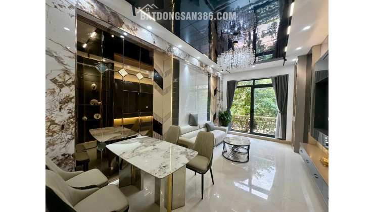 Mặt phố kinh doanh Kim Giang, DT 45m2, 5 tầng giá 18 tỷ.