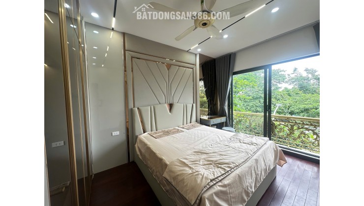 Mặt phố kinh doanh Kim Giang, DT 45m2, 5 tầng giá 18 tỷ.