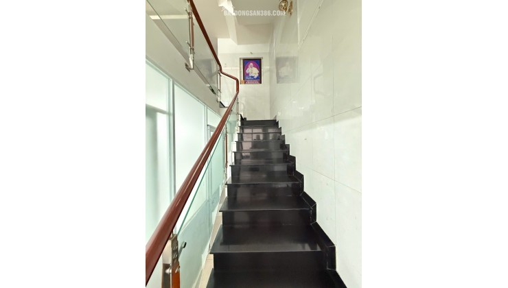 Chính Chủ Bán Mặt Tiền Sơn Kỳ, Tân Phú: 5.5x17.5m, Giá Tốt 16.8 Tỷ.