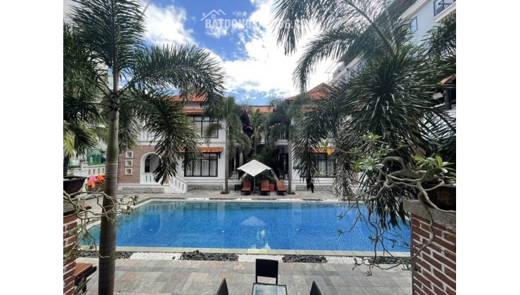 BÁN KHÁCH SẠN 4 SAO – 52 PHÒNG – DIỆN TÍCH KHỦNG 1.893M² – NGAY PHỐ CỔ HỘI AN