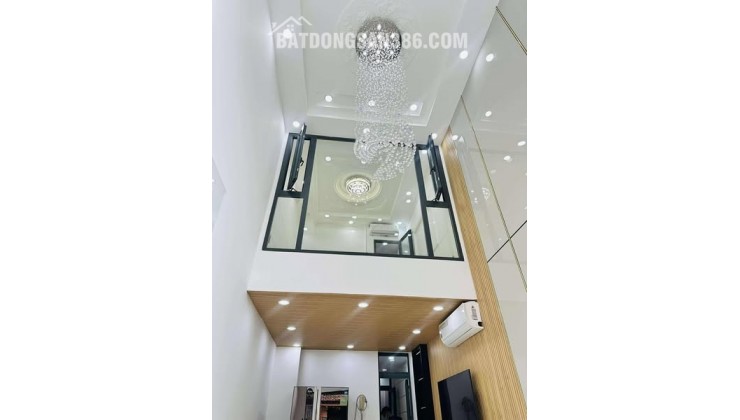 Nhà Đường Cách Mạng Tháng Tám Phường 11 Quận 3 Cũ.