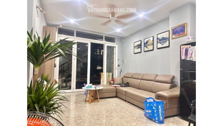 Nhà đẹp Linh Tây Thủ Đức - Mặt tiền đường số ngay Kha Vạn Cân - Ngay công viên - Ngang 4m