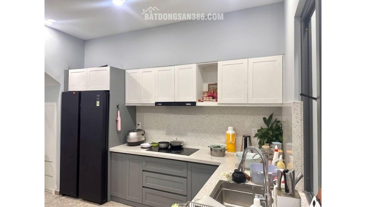 Nhà đẹp Linh Tây Thủ Đức - Mặt tiền đường số ngay Kha Vạn Cân - Ngay công viên - Ngang 4m