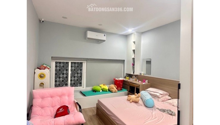 Nhà đẹp Linh Tây Thủ Đức - Mặt tiền đường số ngay Kha Vạn Cân - Ngay công viên - Ngang 4m