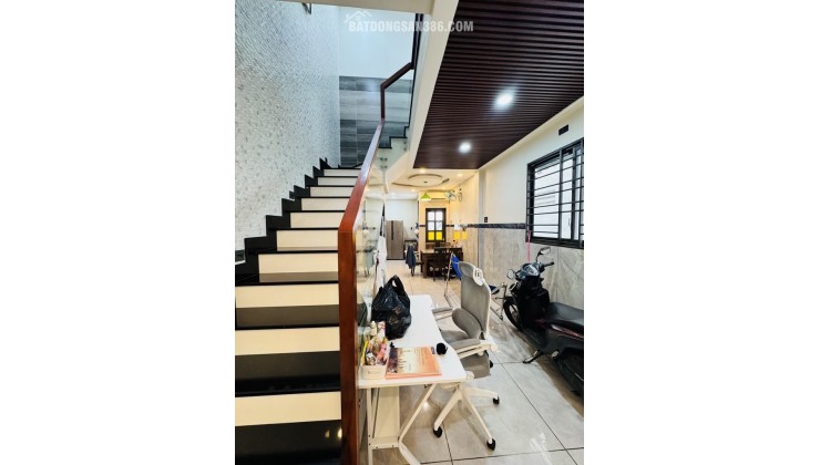 NHỈNH 10TỶ  CÒN BỚT - HIẾM - NHỈNH NHÀ HẺM XE HƠI GẦN 45M2 (3,5 x13 ) SÁT MẶT TIỀN NGUYỄN GIA TRÍ - BÌNH THẠNH - KHU VIP HIẾM NHÀ BÁN - VỪA Ở VỪA