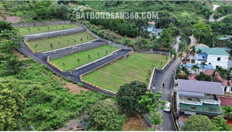 SỞ HỮU ĐẤT ĐẸP GẦN HỒ SUỐI HAI – GIÁ CHƯA ĐẾN 1 TỶ