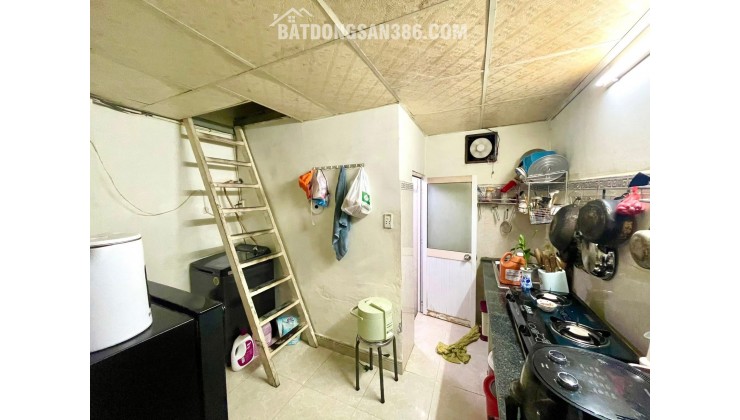 2.55 TỶ - Nhà 1 trệt 1 gác lửng ngay trường THPT Đào Sơn Tây. Dòng tiền 4tr/tháng.