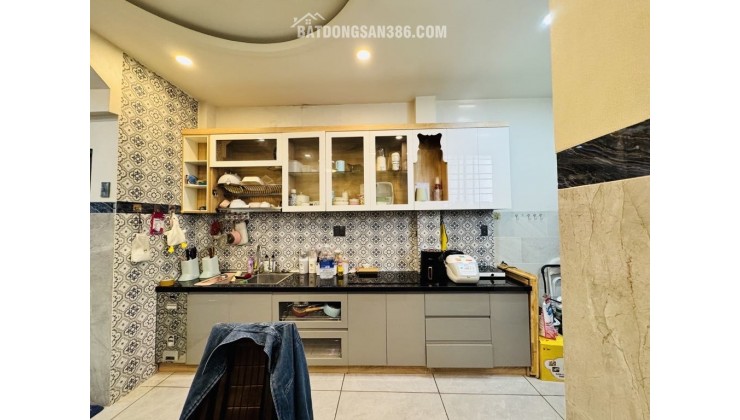 NHỈNH 10TỶ  CÒN BỚT - HIẾM - NHỈNH NHÀ HẺM XE HƠI GẦN 45M2 (3,5 x13 ) SÁT MẶT TIỀN NGUYỄN GIA TRÍ - BÌNH THẠNH - KHU VIP HIẾM NHÀ BÁN - VỪA Ở VỪA