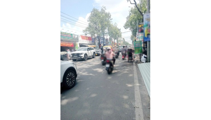 Nhà mặt tiền kinh doanh Phạm Hùng gần siêu thị Satra
