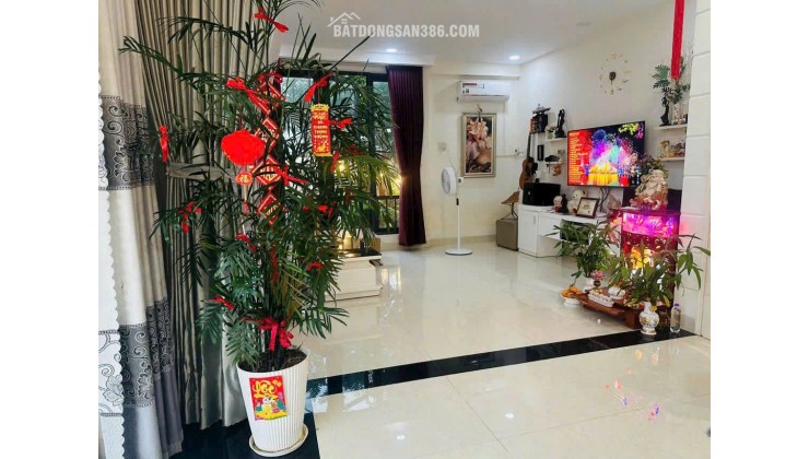 Bán biệt thự căn góc 2 mặt tiền đường Lầu Ông Huyện