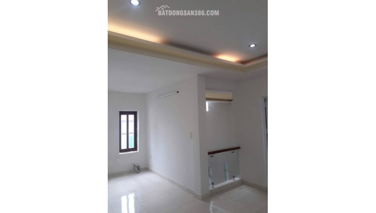 Lô Góc 10m ra K123 Cù Chính Lan, Bãi Đậu Ô tô gần nhà, 71m2, 2 tầng cứng cáp, nhỉnh 3 tỷ