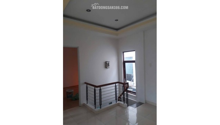 Lô Góc 10m ra K123 Cù Chính Lan, Bãi Đậu Ô tô gần nhà, 71m2, 2 tầng cứng cáp, nhỉnh 3 tỷ