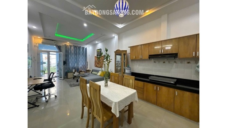 ► Kiệt Ô tô Chế Lan Viên gần Biển Mỹ Khê, 76m2, 3 tầng hiện đại, thoáng