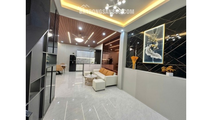  Nhà Kiệt thẳng tắp 30m ra MT hải Hồ, gần Lý Tự Trọng, 50m2, 2 tầng, 3.x tỷ