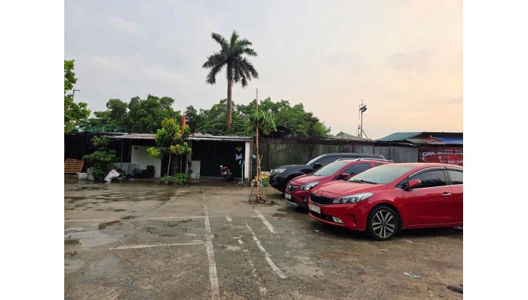 Nhà cấp 4 đường Lạc Hồng, Thanh Xuân cổng trường học, đường kinh doanh